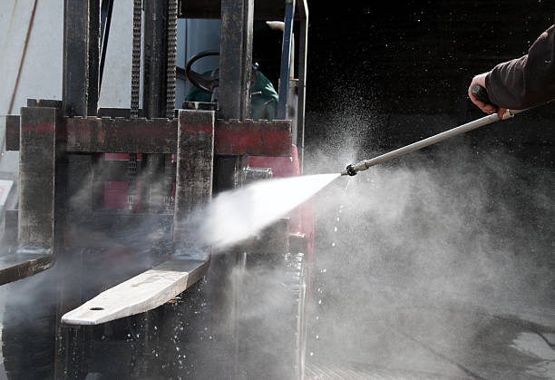 Best Driveway Pressure Washing  in Astor, FL